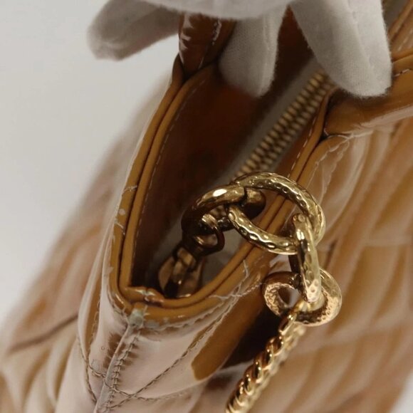 CHANEL Matelasse Reprint Tote Bag Patent leather Yellow Gold CC Auth 124110 - Picture 9 of 16